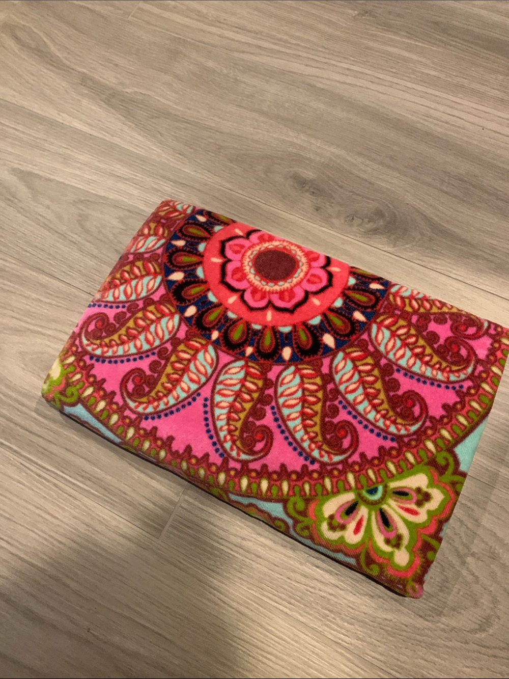 Vera Bradley Hot Pink Multicolor Paisley Mandala Beach Towel
